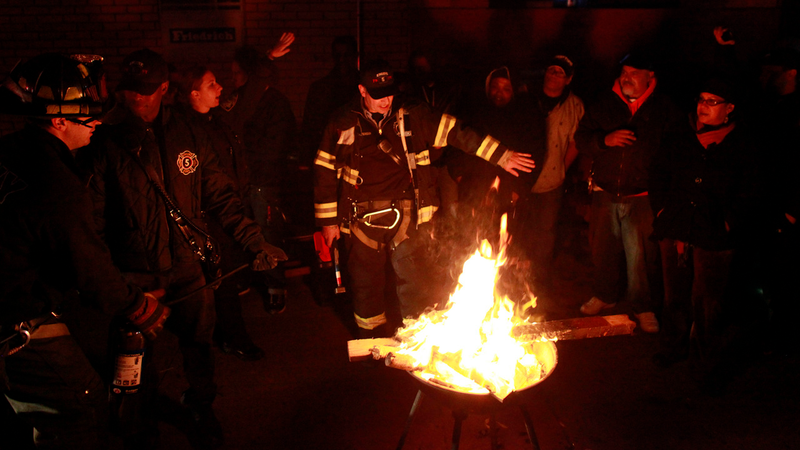 Illustration for article titled NYFD Break Up Bonfire Party in Manhattan's East Village